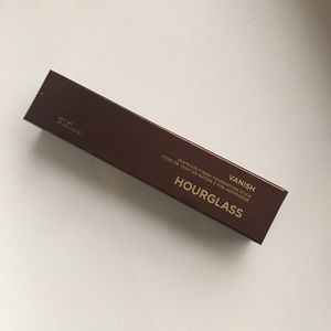 Vanish™ Seamless Finish Foundation Beige